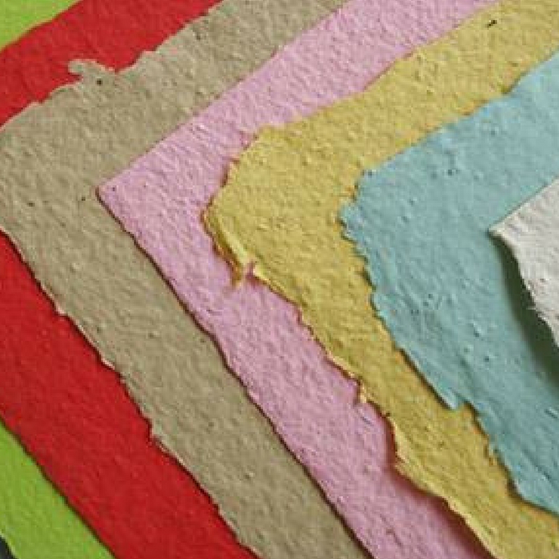 Come fare la carta riciclata in casa: cosa serve e tutti i passaggi